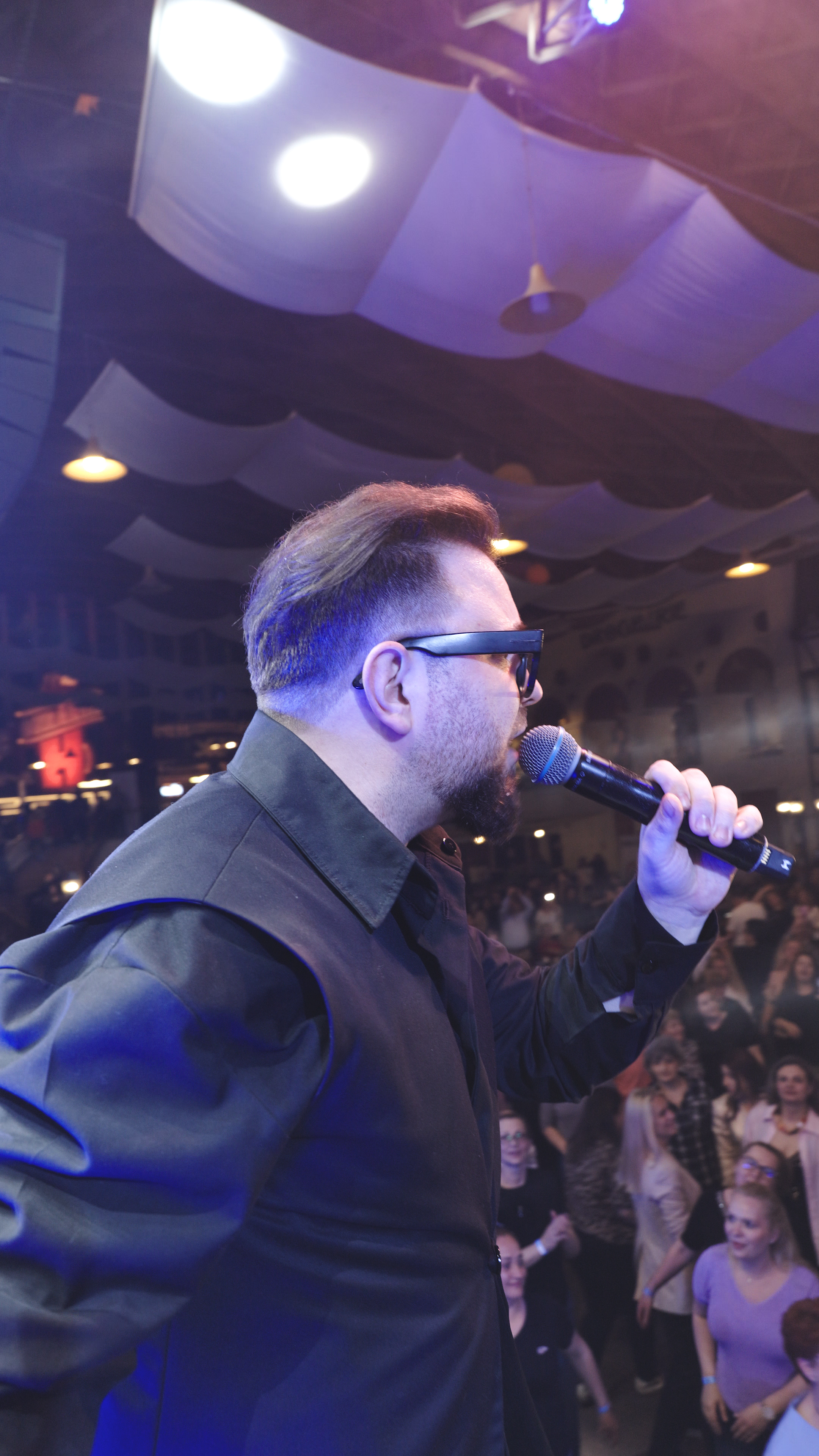 Live cu publicul